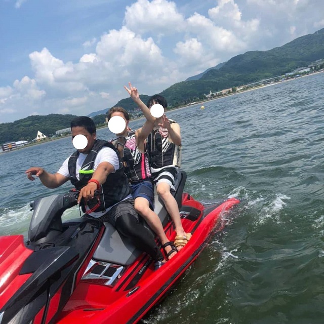 ジェットスキー